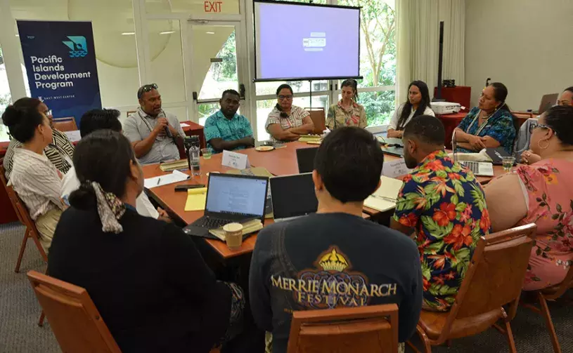 2023 Resilient Pacific Islands Leaders (RPIL) Fellows roundtable discussion