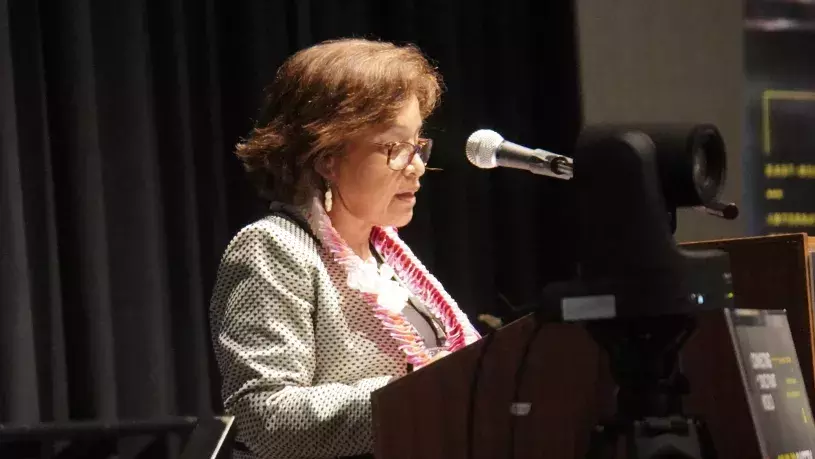 Senator Hilda Heine speaking at the 2022 International Media Conference